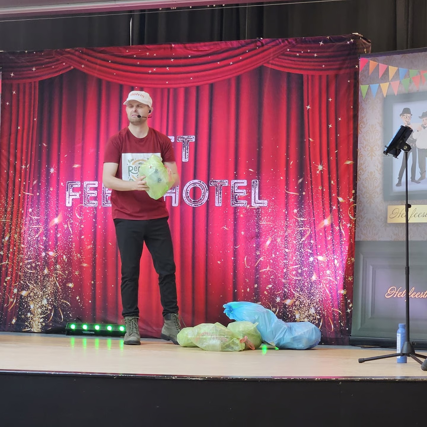 WOUW: Melvin Kunst speelt ‘De Eigenwijze Prullenbak’